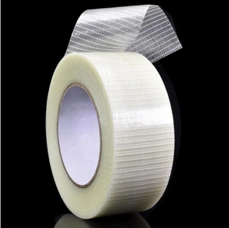 Fiberglas lentinə hansı performans üstünlükləri var?